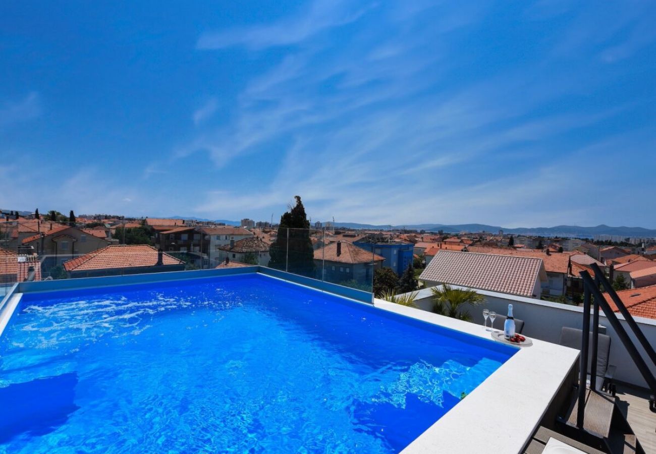 Villa in Zadar - Rooftop heated pool Villa Jelena