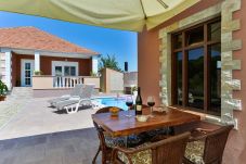 Ferienhaus in Benkovac - Holiday House Meri with pool