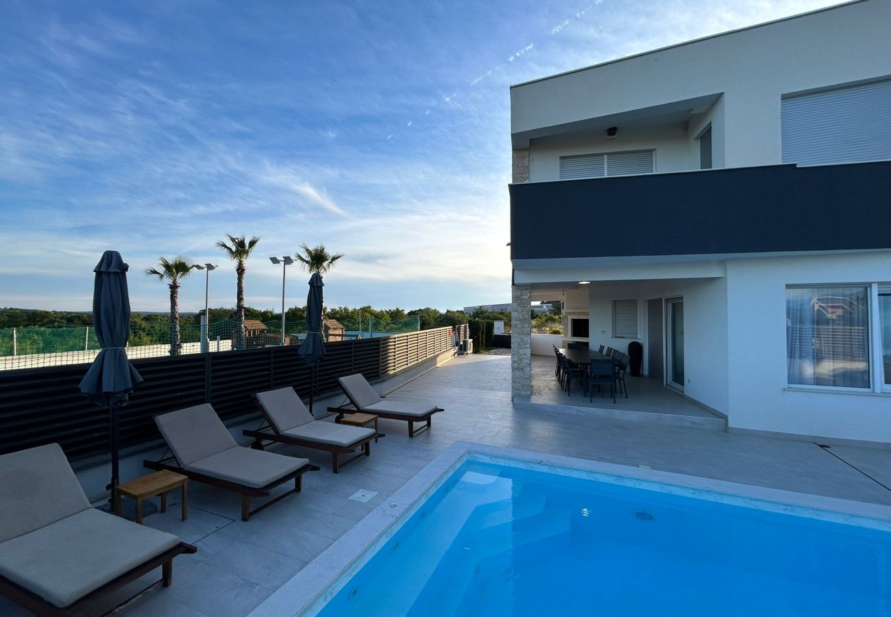 Villa in Poljica-Brig - Villa Amfora with heated pool, wellness and tennis