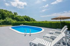 Ferienhaus in Murvica - Holiday house Flora with pool