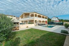 Ferienwohnung in Posedarje - Apartment Holiday House Diana