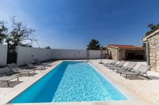 Villa in Crljenik - Stone villa Marita with pool