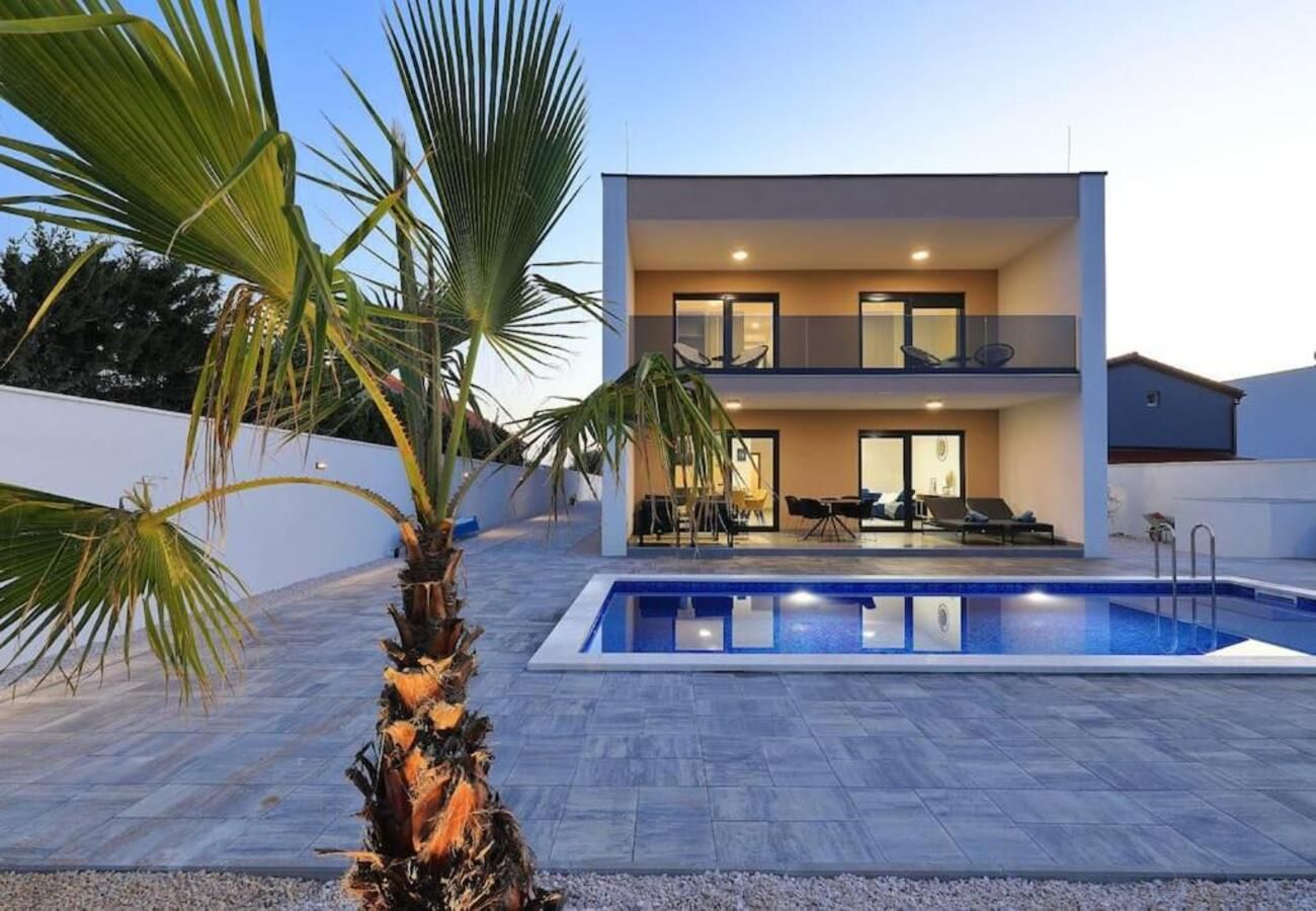 Villa in Vrsi - Villa Good Vibes with heated pool