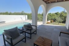 Ferienhaus in Bila Vlaka - Holiday Home Olivarum with pool