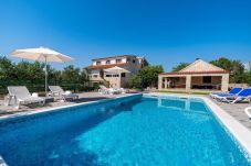 Ferienwohnung in Donje Raštane - Apartment Tonka 3+2