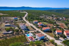 Ferienwohnung in Donje Raštane - Apartment Tonka 3+2