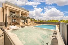 Villa in Tinj - Villa Katarina with pool and jacuzzi