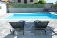 Villa in Glavica - Villa Mia with pool