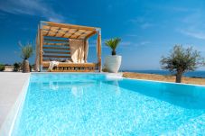 Villa in Novalja - 5* Luxury Seaview Villa Plant 5 with pool
