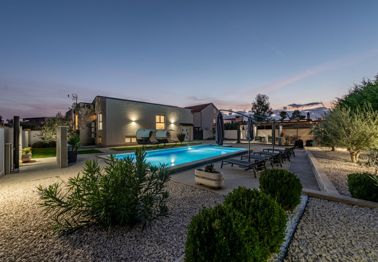 Villa in Zaton - Villa Miranda with pool