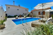 House in Petrcane - Modern Holiday house Gatsby only 40m from the sea