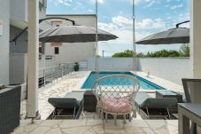 House in Maslenica - Holiday home Viktoria with pool