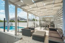 House in Maslenica - Holiday home Viktoria with pool