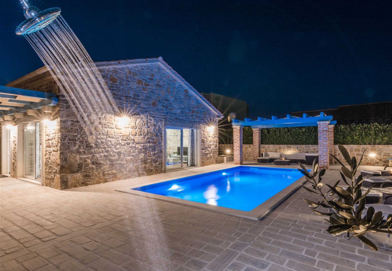 Villa in Sukošan - Stone Villa Gelosia Rustica with heated pool