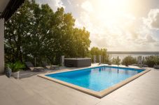 Villa in Maslenica - Beautiful Villa Katharina with pool
