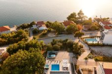 Villa in Maslenica - Beautiful Villa Katharina with pool