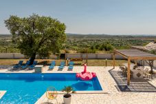 Villa in Bukovic - Unique Villa V with pool