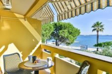 Apartment in Vir - Holiday Apartment Inga Yellow with a sea view