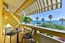 Apartment in Vir - Holiday Apartment Inga Yellow with a sea view