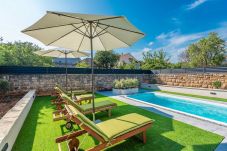 House in Pridraga - Dalmatian Holiday house Marcella with pool