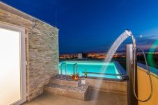 Villa in Zadar - Villa Panorama with rooftop pool