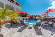 Villa in Turanj - Villa Ancora for 16 guests,  No.1