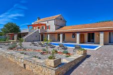 large pool, garden, terrace