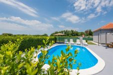 House in Murvica - Holiday house Flora with pool