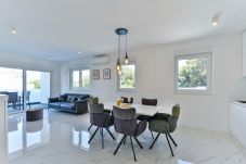 Apartment in Bibinje - Villa Div with heated pool Apartment No.1