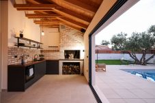 Villa in Sukošan - Villa Marta with heated pool and traditional taver