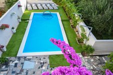 House in Zadar - Holiday Home Urbana with pool
