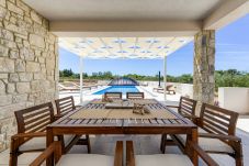 Villa in Zaton - Villa Andamalu with heated pool