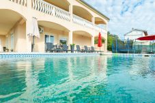 Apartment in Posedarje - Apartment Holiday House Diana