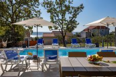 Villa in Maslenica - Seaview Villa Deep Green with pool