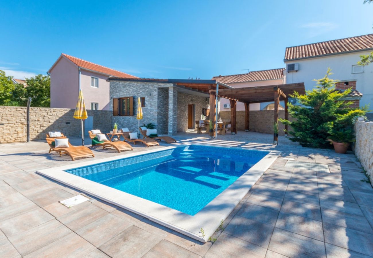 House in Biograd na moru - Holiday Home Ema with pool