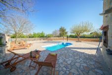 House in Stankovci - Holiday Home Marilu with pool