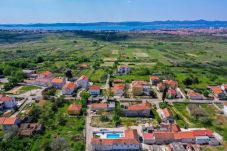 Villa in Crno - Villa Mare with heated pool and gym