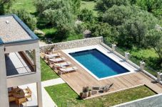 Villa in Maslenica - Seaview Villa Grota with a heated pool