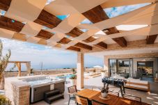 Villa in Novalja - 5* Luxury Seaview Villa Plant 5 with pool